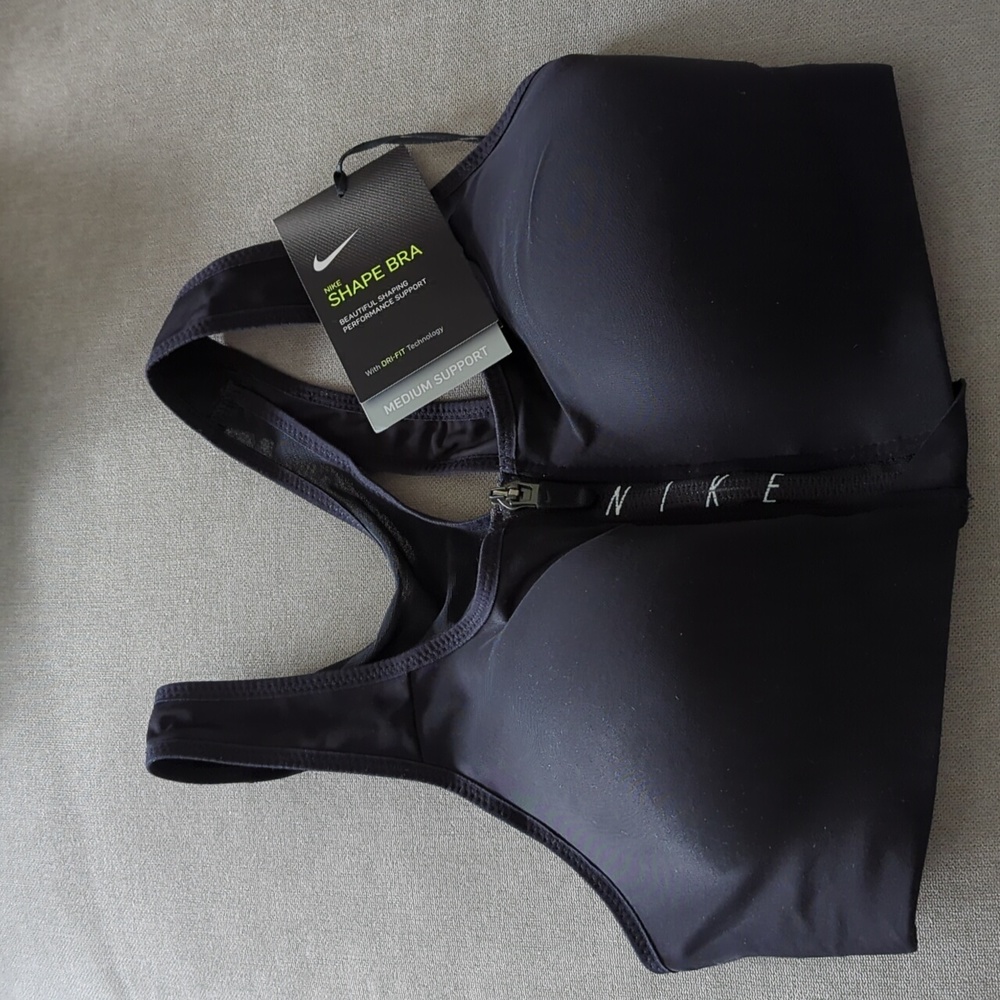 NIKE Shape Bra